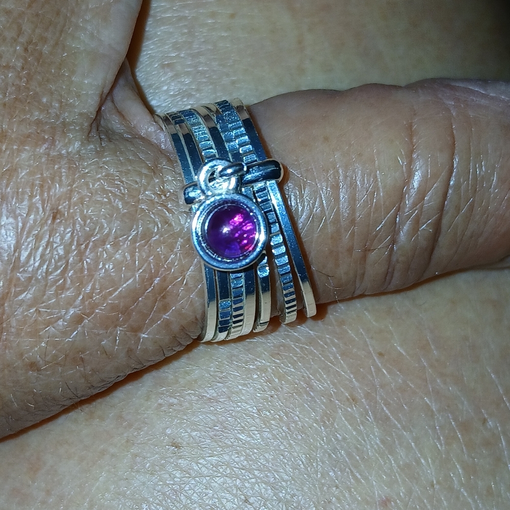 7 Ring Stackable Ring Set With Charm Size 11 NWOT
